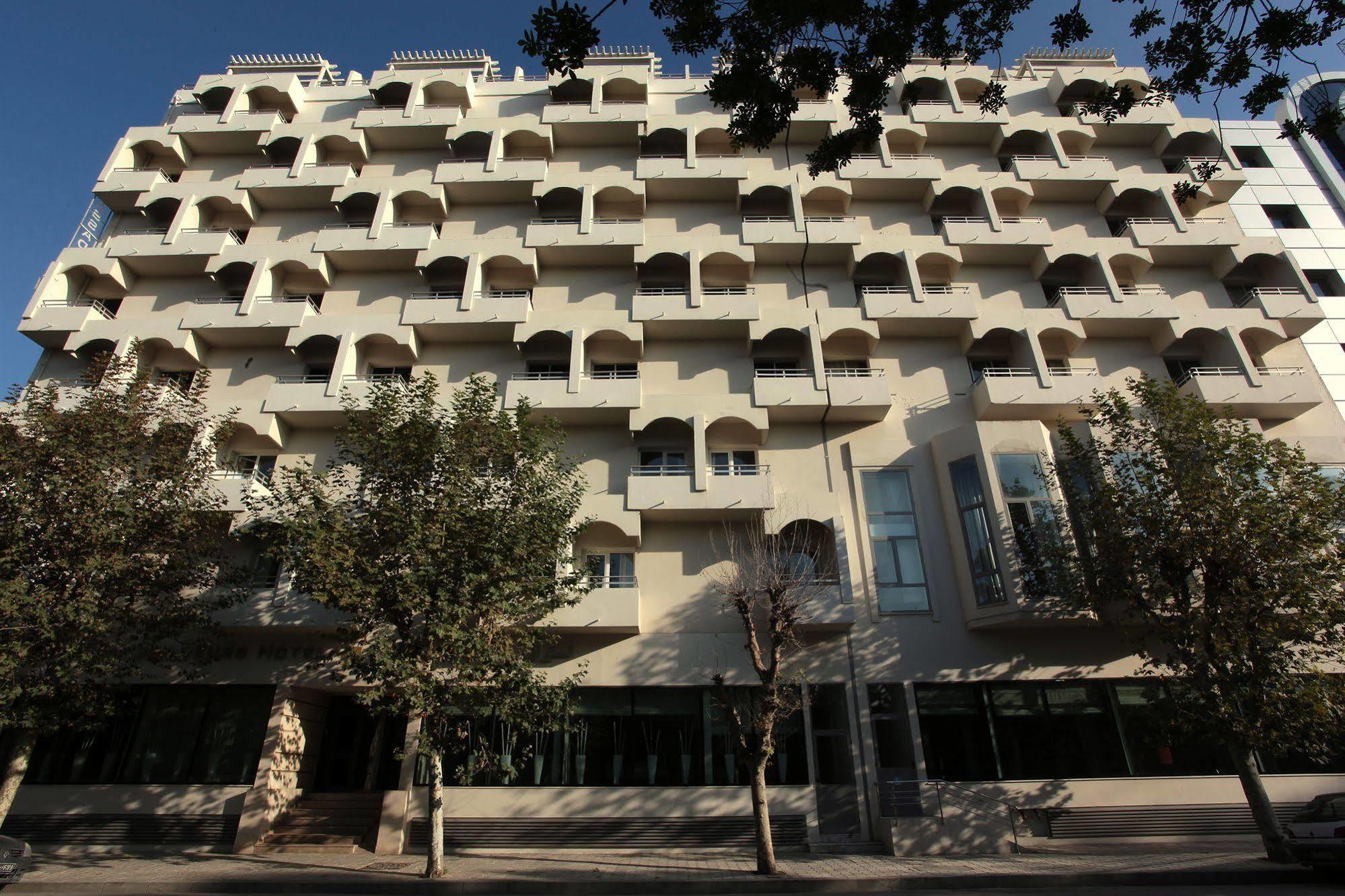 Ambassadeurs Hotel Tunis Zewnętrze zdjęcie